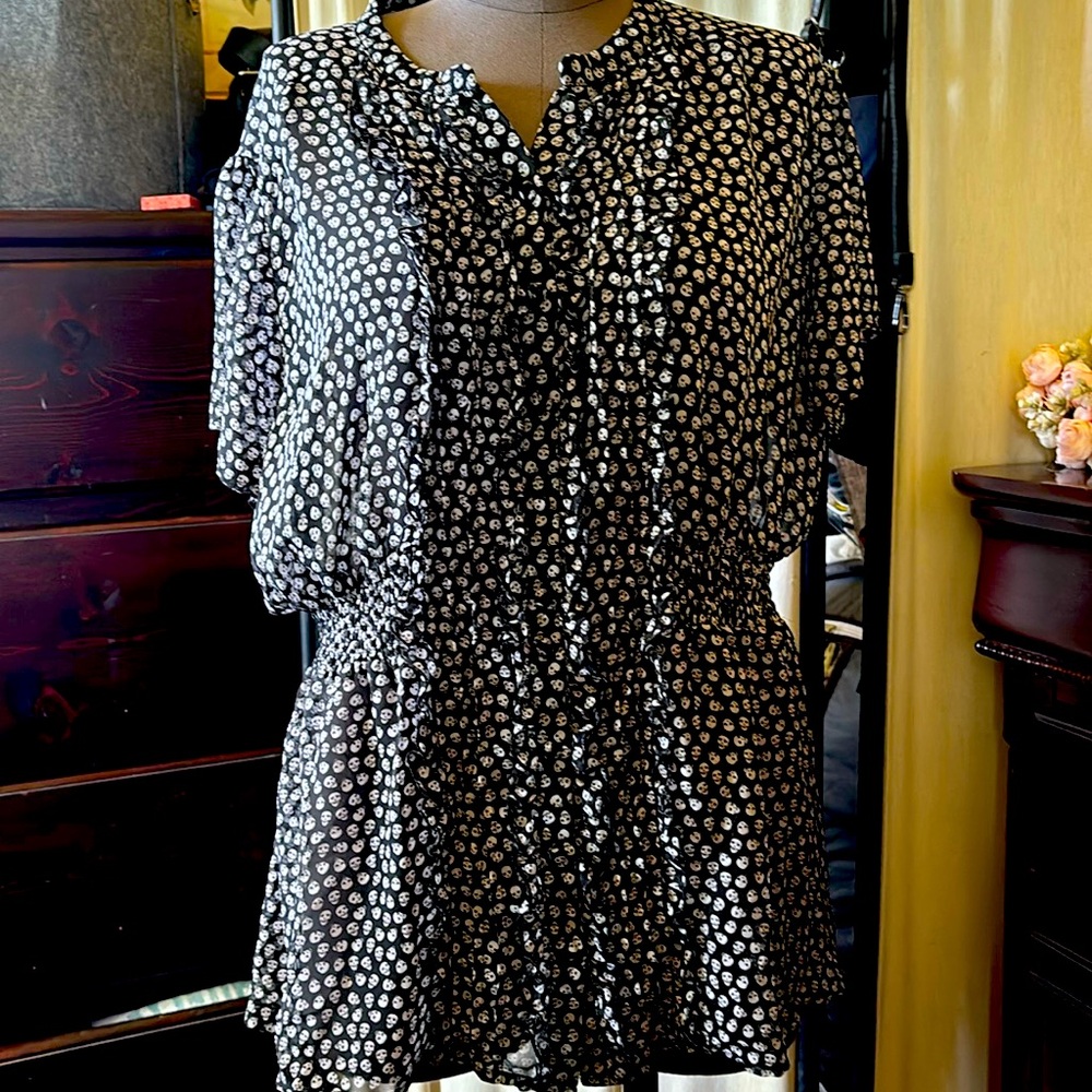 Torrid sheer blouse size 2 white skulls